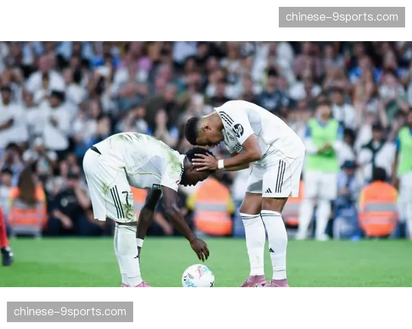 巴萨3球无效5中门框 1-2遭皇家社会逆转终结11连胜